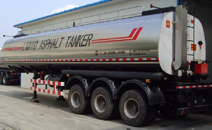 35,000 liters liquid asphalt tanker with insulation layer